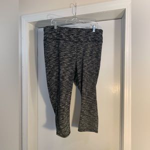 18/20 livi active capri